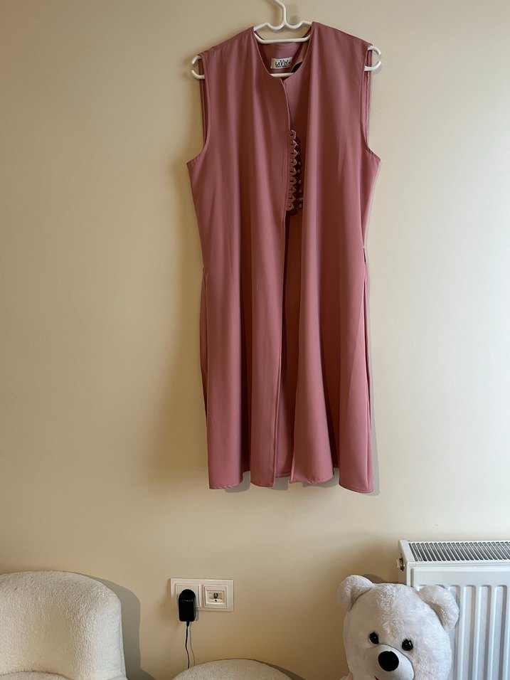 Düğmeli Pembe Uzun  Yeleği - Görsel 4