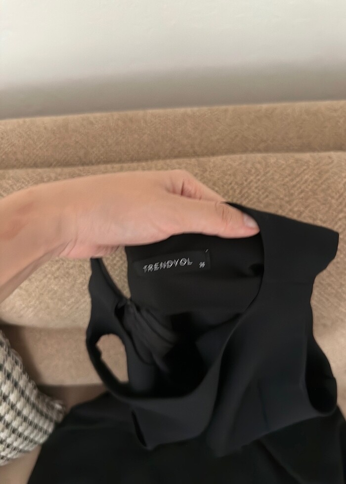 Siyah prenses modeli elbise - Görsel 2