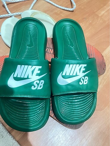 Nike erkek terlik 44 numara orijinal