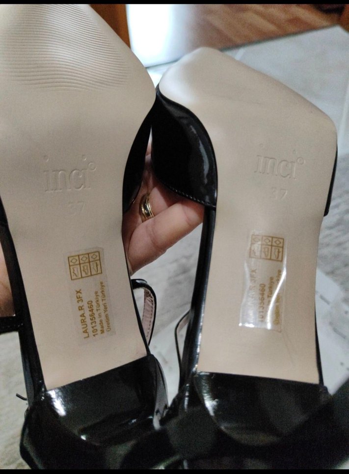 Parlak Siyah Rugan Stiletto - Görsel 4