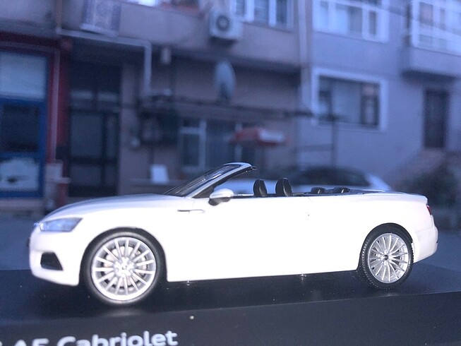  1:43 Audi A5 Cabriolet, beyaz