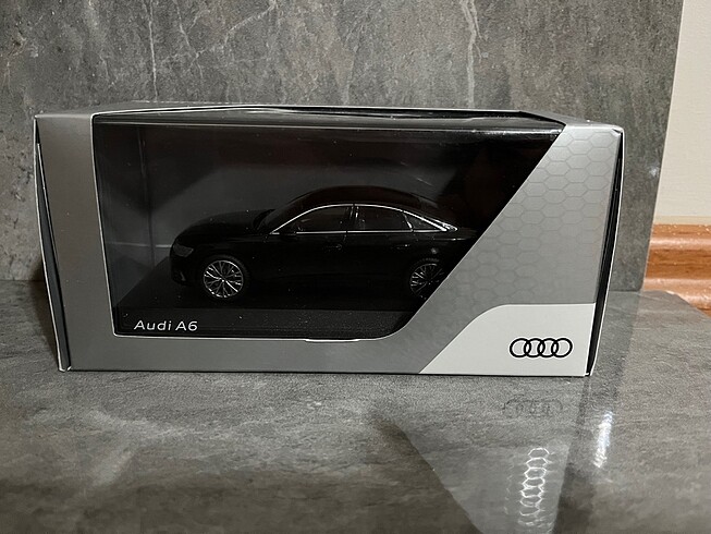1:43, Audi A6, siyah