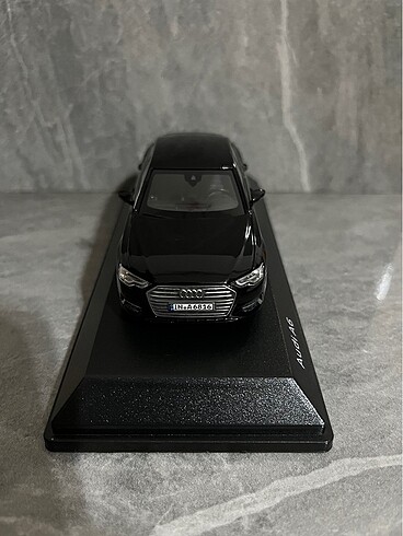 Beden 1:43, Audi A6, siyah