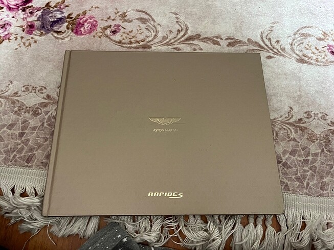 Aston Martin Rapide S Katalog, Hardcover