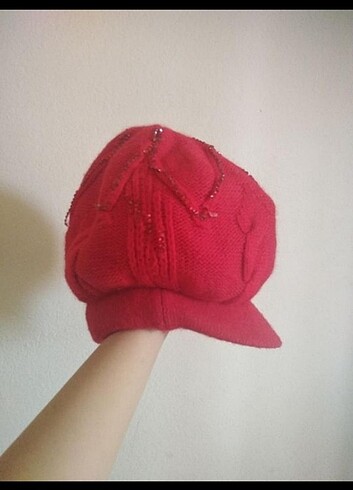  Beden Kadın kırmızı şapka