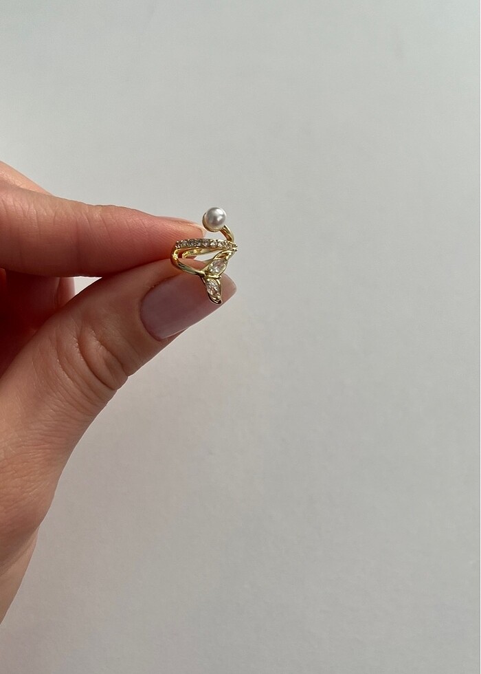 İnci detaylı gold kıkırdak küpe - Görsel 2