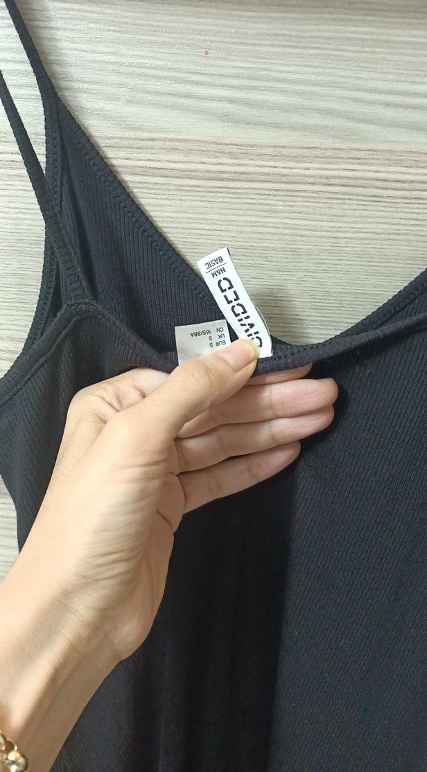 Siyah V Yaka Uzun İnce Elbise - Görsel 2