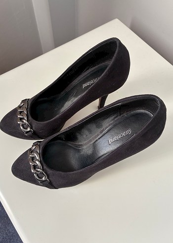 Zincir Detaylı Siyah Süet Topuklu Stiletto - Görsel 3