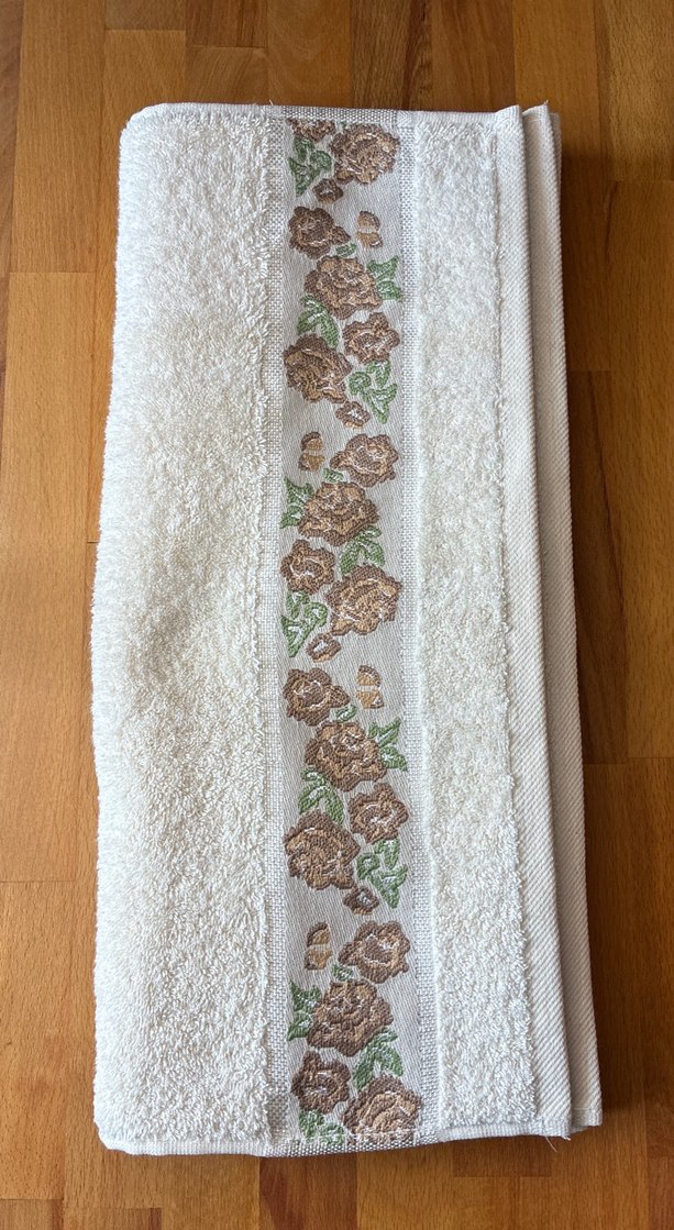 Nakışlı pudra renkHavlu - Görsel 2