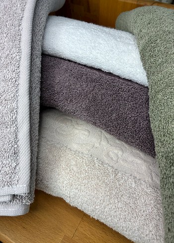 Çağdaş Stil Düz 5 Adet Havlu - Görsel 4