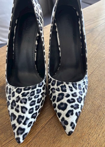 Diğer Leopar Desenli stiletto