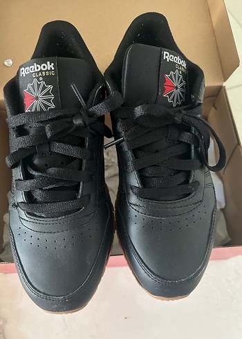 Reebok spor ayakkabı
