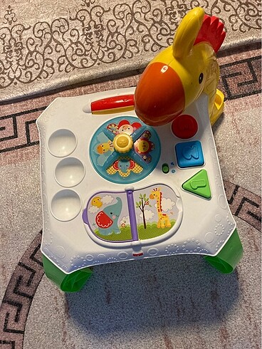 Çocuk aktivite oyuncak masası?