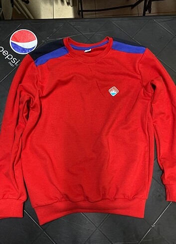 Bahçeşehir koleji sweat. Kırmızı ve Lacivert 