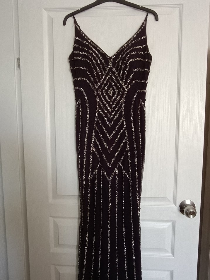 Koyu Mor İşlemeli Boncuklu Uzun Abiye Elbise - Görsel 3