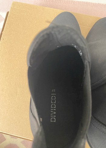 H&M Süet Topuklu Kadın Bot - Görsel 6