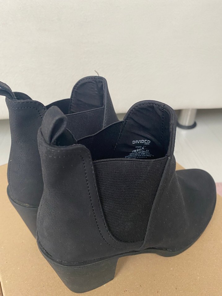 H&M Süet Topuklu Kadın Bot - Görsel 5