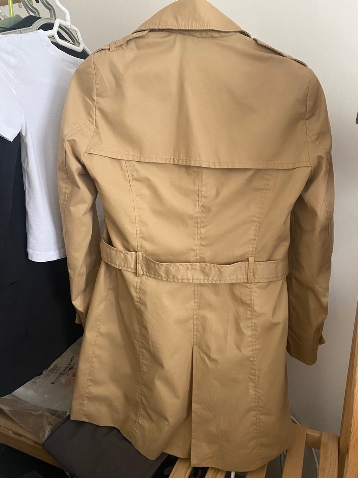 Stradivarius Bej Kadın Trençkot - Görsel 4