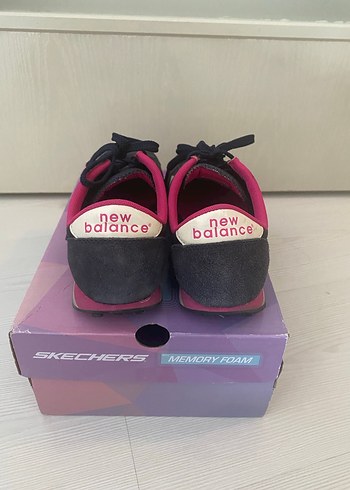 New Balance 410 Lacivert Kadın Spor Ayakkabı - Görsel 4