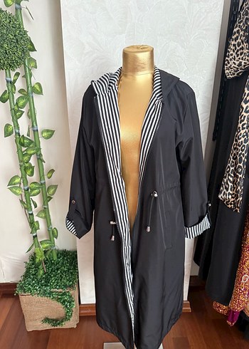 Zebra Desenli Siyah Uzun Kadın Yağmurluk - Görsel 4