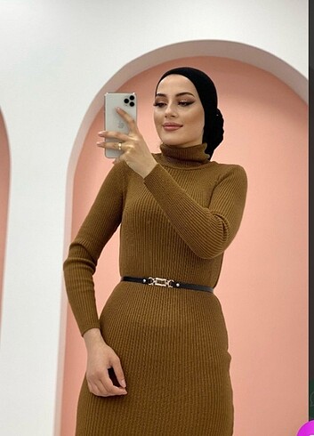 Kadın Boğazlı Uzun Triko Elbise 