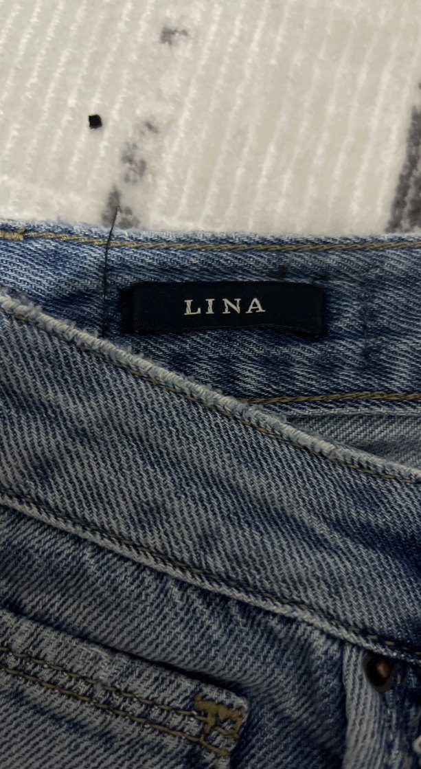 Kadın Mavi Kemerli Mini Denim Şort - Görsel 5