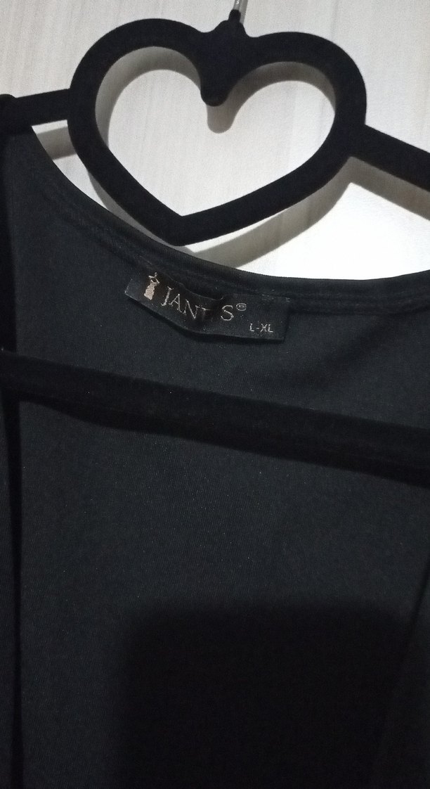 V Yaka Siyah Beyaz Midi Hamile Elbisesi - Görsel 3