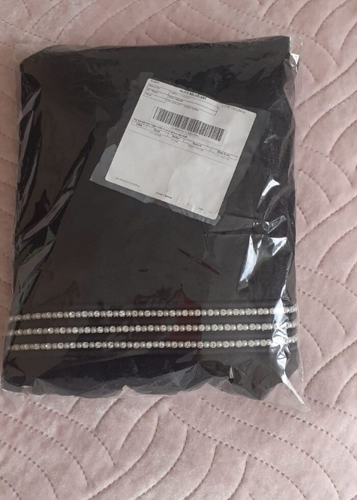 Yepyeni sıfır ayarinda kiz cocuk abiye - Görsel 4