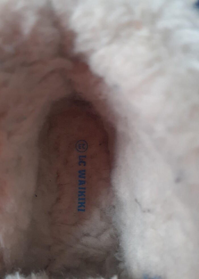 Yepyeni kaya gibi 23 numara lcwaikiki çocuk bot - Görsel 5