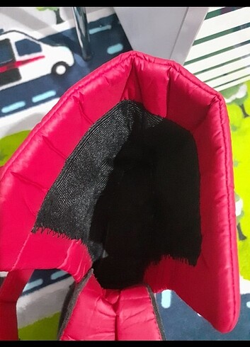 Yepyeni kaya gibi sağlam  ve şık  kirmizi çocuk bot - Görsel 16