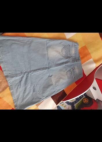 Yepyeni sıfır ayarinda sadece 2 defa giyilmis kot etek - Görsel 6