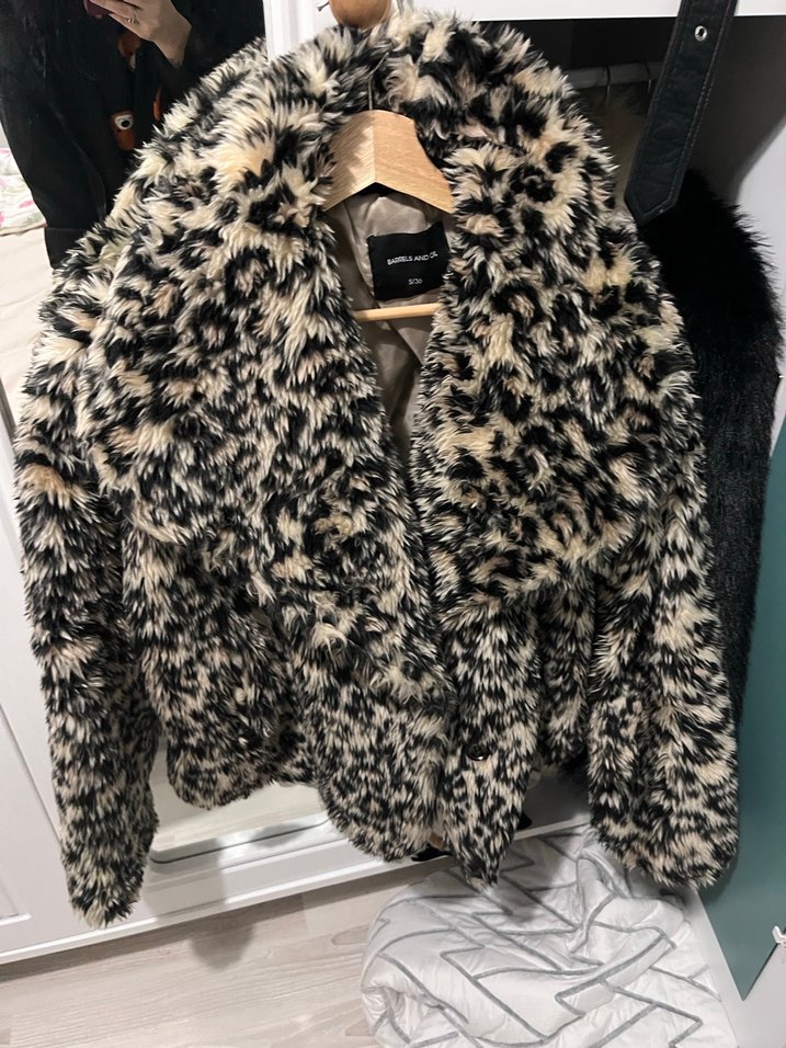 Leopar Desenli Kadın Suni Kürk Ceket - Görsel 2