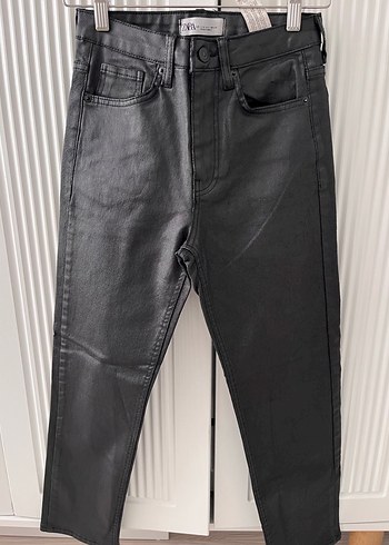 Siyah Kemerli mumlu Kadın Pantolon - Görsel 4