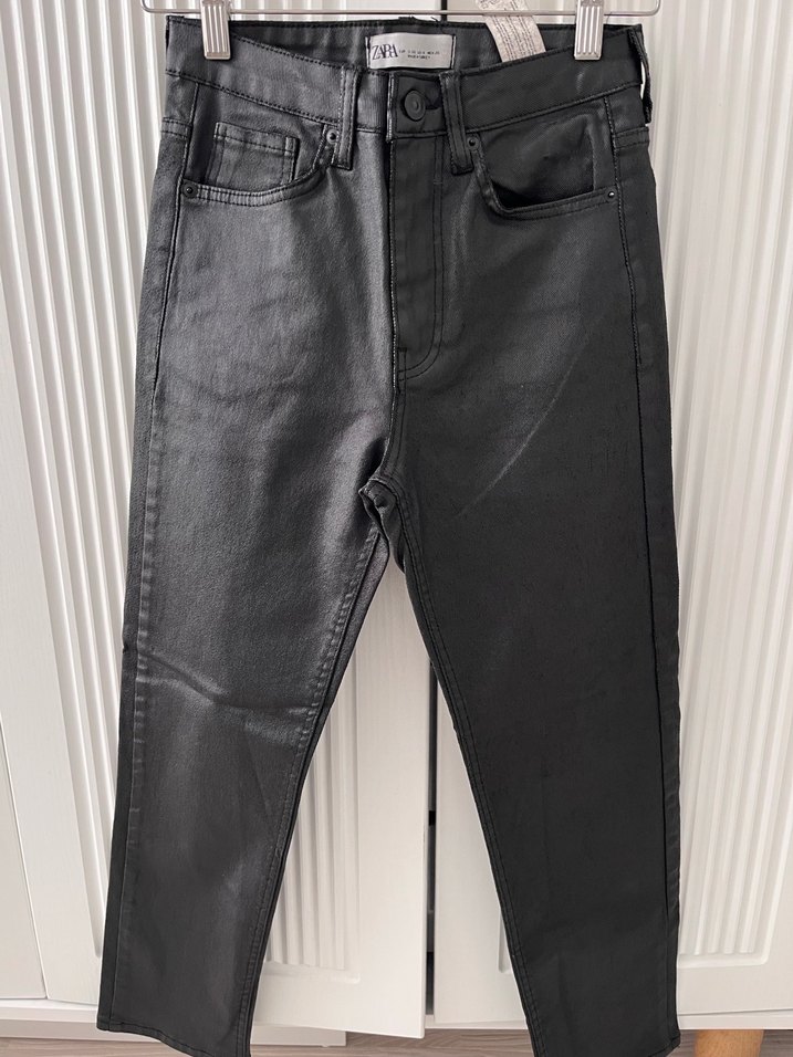 Siyah Kemerli mumlu Kadın Pantolon - Görsel 4