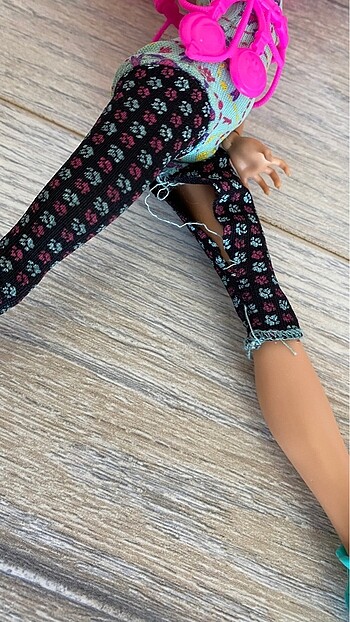 Beden Monster high howleen wolf clawdeen kardeşi