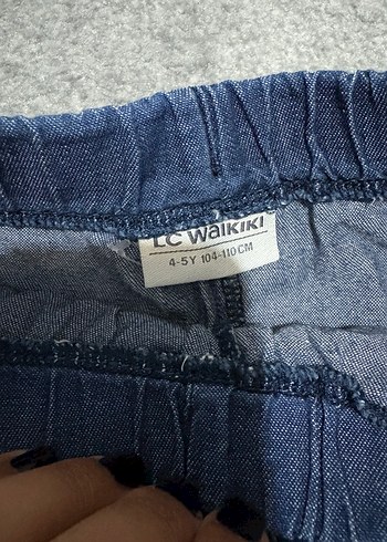 Kızlar için Bol Kesim Pileli Denim Şort - Görsel 5