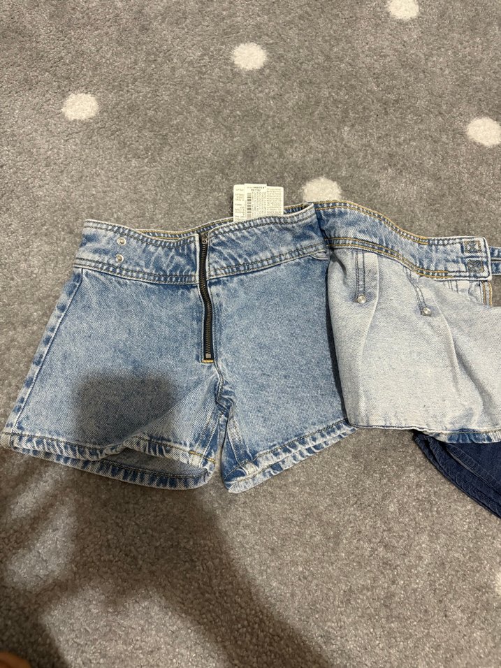 Kızlar için Bol Kesim Pileli Denim Şort - Görsel 3