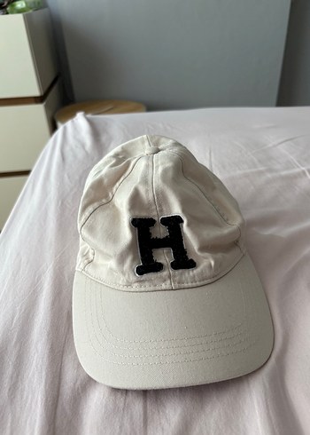 Beyaz Pamuklu Şapka Velcro Ayarlı