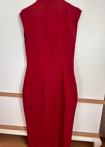 Kırmızı Drapeli Yüksek Yakalı Midi Elbise - Görsel 5
