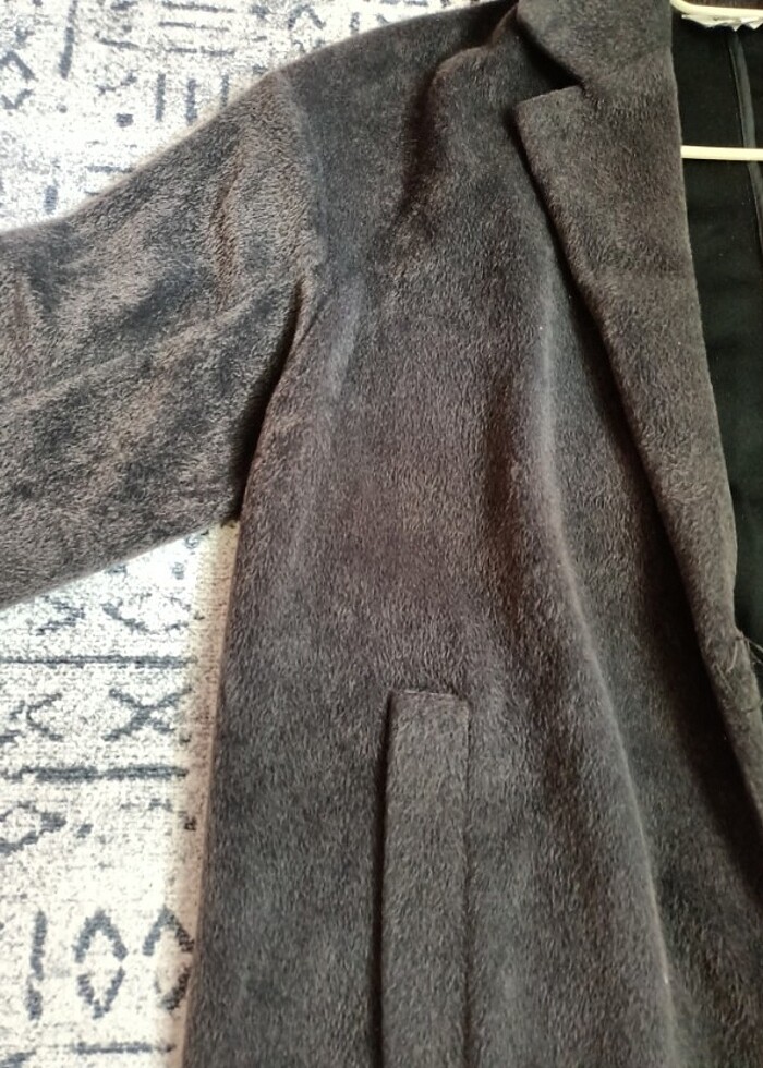 Kadife görünümlü kaşe  - Görsel 2