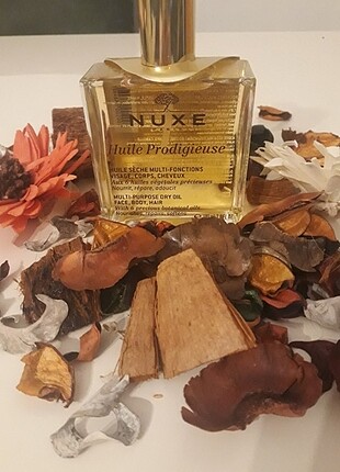 Nuxe kuru yağ 