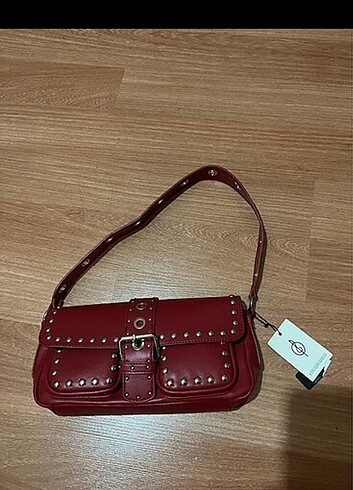 Stradivarius canta