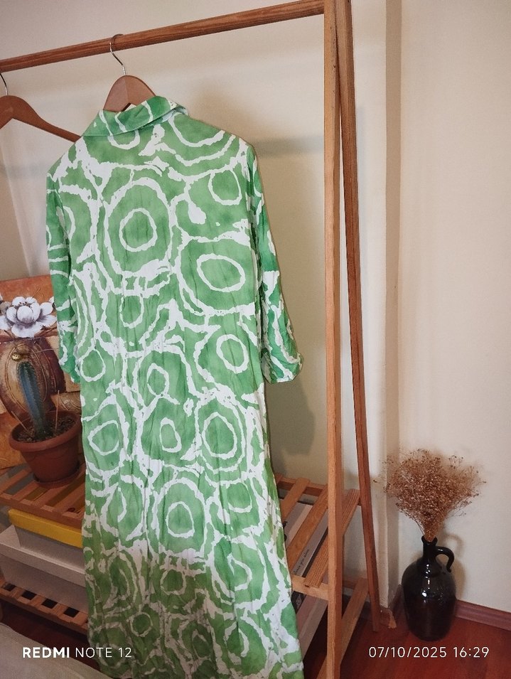 Yeşil Bağlama Desenli Uzun Keten Elbise - Görsel 4