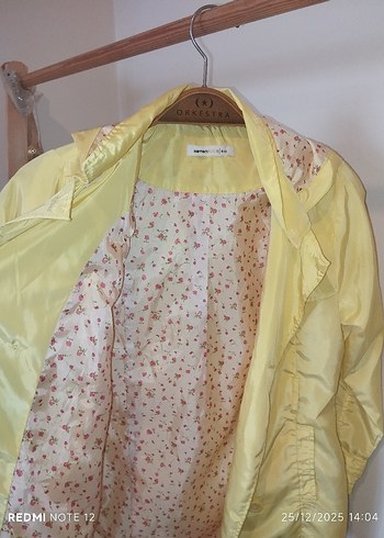 Sarı Düğmeli Kız Yağmurluk - Görsel 7