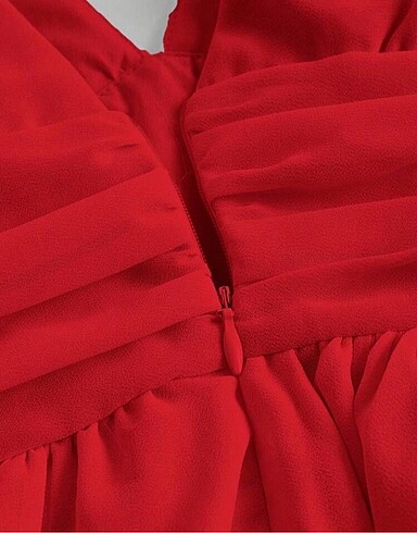 m Beden Sıfır Kırmızı Elbisesi