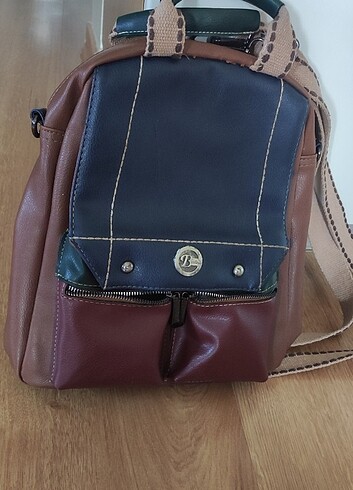 Berlina marka bayan sırt çantası 