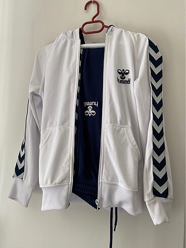 Hummel eşofman takımı