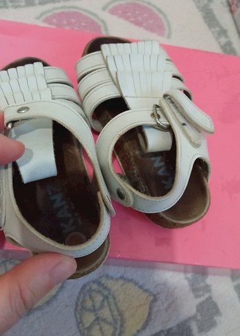 Kız Çocuk Beyaz Tokalı Bohem Sandalet - Görsel 2