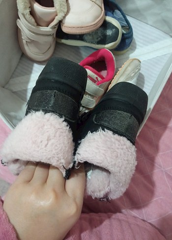 Kızlar için Pembe Kürklü Lastik Botlar - Görsel 3