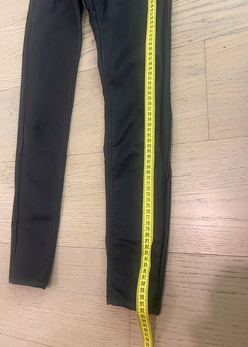 Stradivarius 36 beden Kadın Siyah Skinny Kemerli Denim Pantolon - Görsel 3